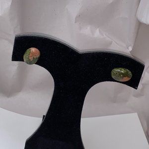 14 by 10mm Oval Unakite 18ktgf Post Earrings
